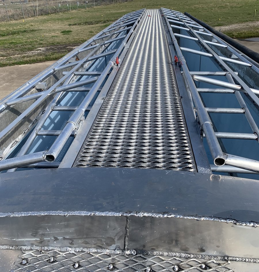 Top structure of Wink Dewatering Trailer