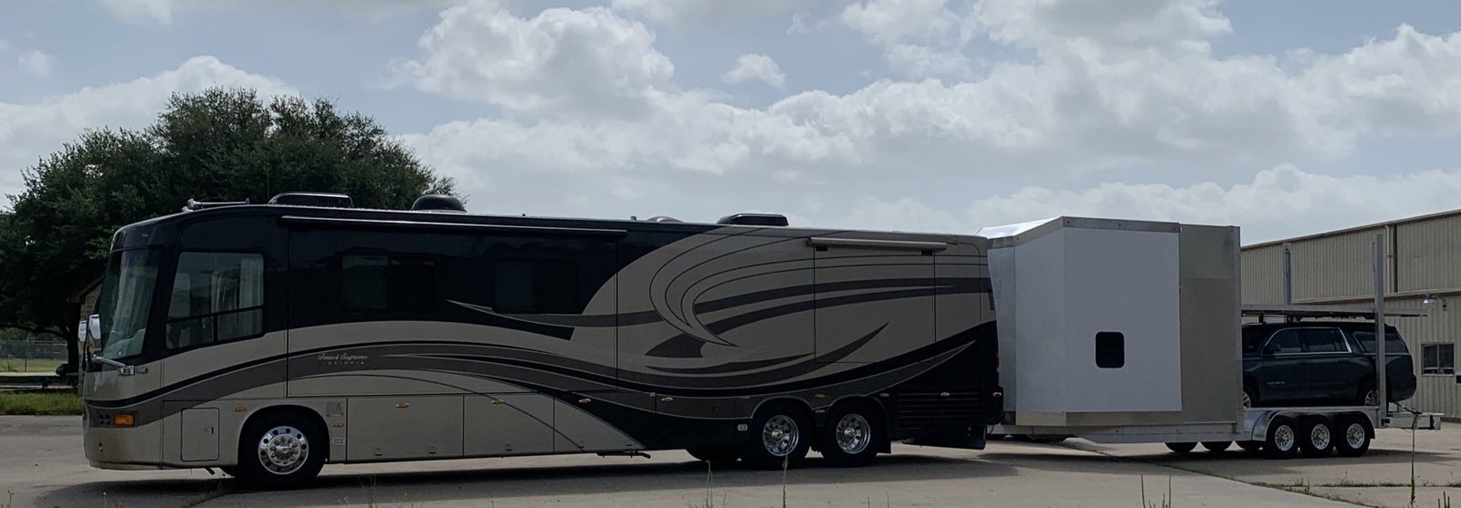 Specialty trailer side view